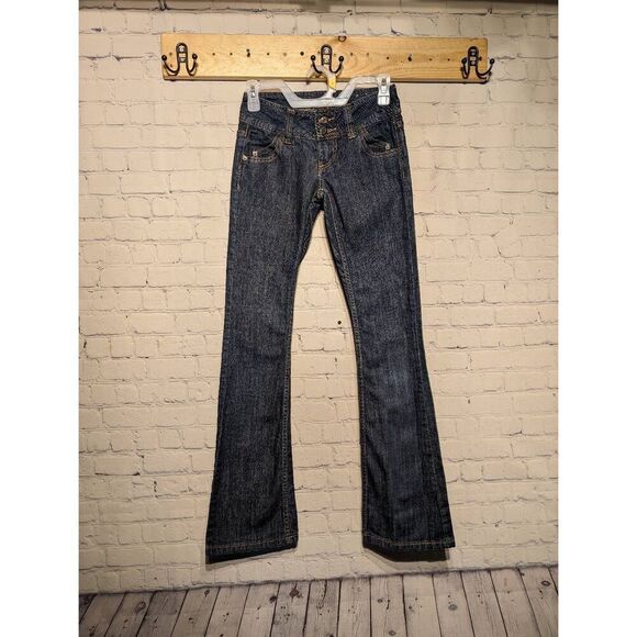 Guess Riviera new bootcut low rise jeans size 24 * - Picture 1 of 3